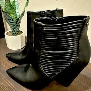 Vera Wang booties